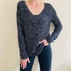 H&M long sleeve v-neck knit cotton pullover sweater